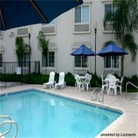 Holiday Inn Express & Suites - Tulare By Ihg Facilities photo